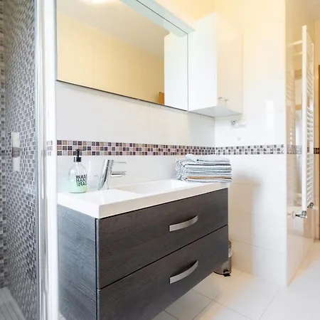 Διαμέρισμα With Swimming Pool Kastel Stafilic, - 23473